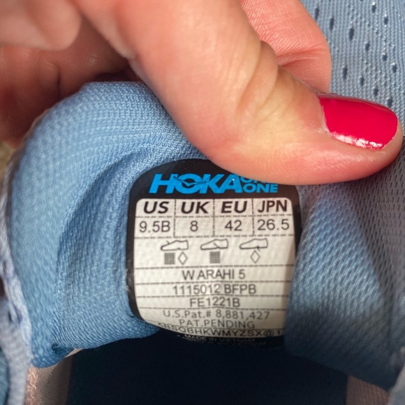 Hokas Arahi 5 size 9.5 - Picture 3 of 3